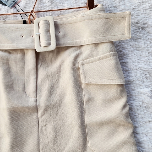 Express NWT Super High Rise Belted Cargo Mini Skirt - Picture 5 of 10